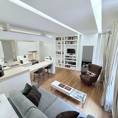 Campo Dei Fiori Modern Apartment With Terrace Рим Экстерьер фото